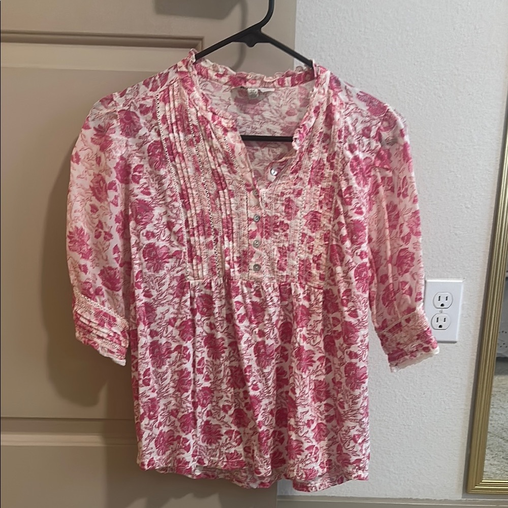 Lucky Brand Pink and White Puff Sleeve Blouse